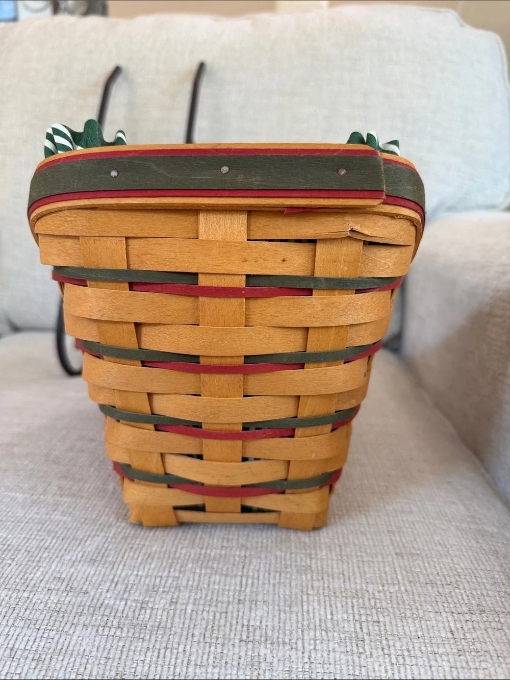 Longaberger Large Sleigh 1998 Basket with accessories
